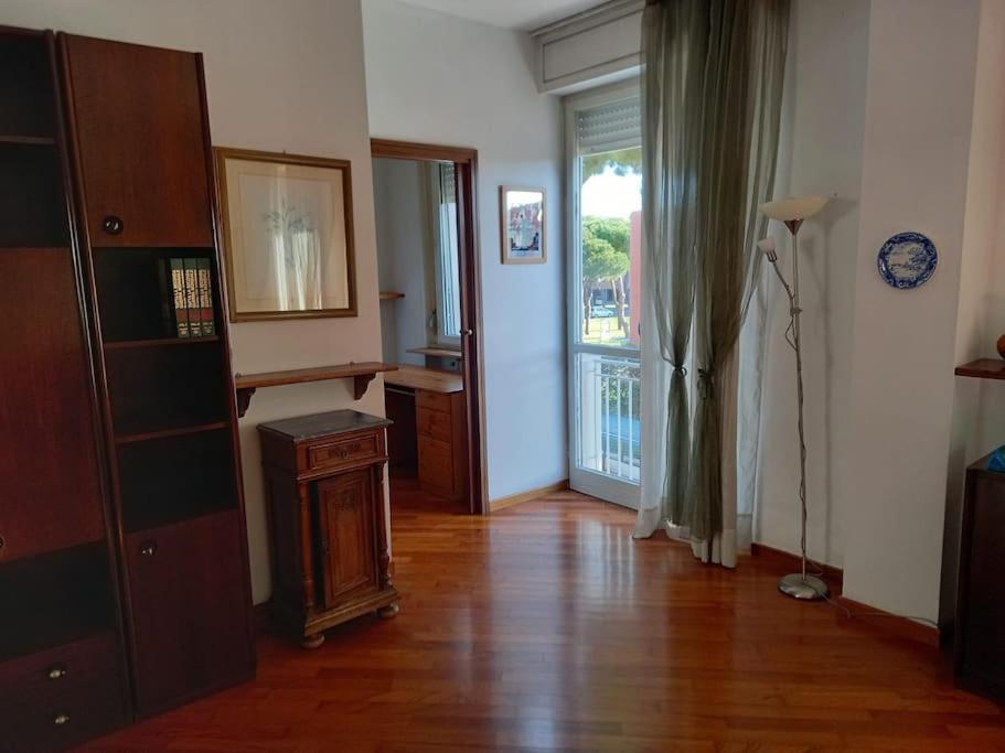 Casa Lola Apartment Ливорно Екстериор снимка